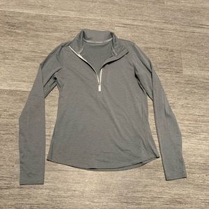 Under Armour Athletic shirt